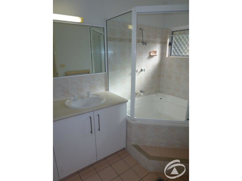 19 Satinash Close, Redlynch QLD 4870