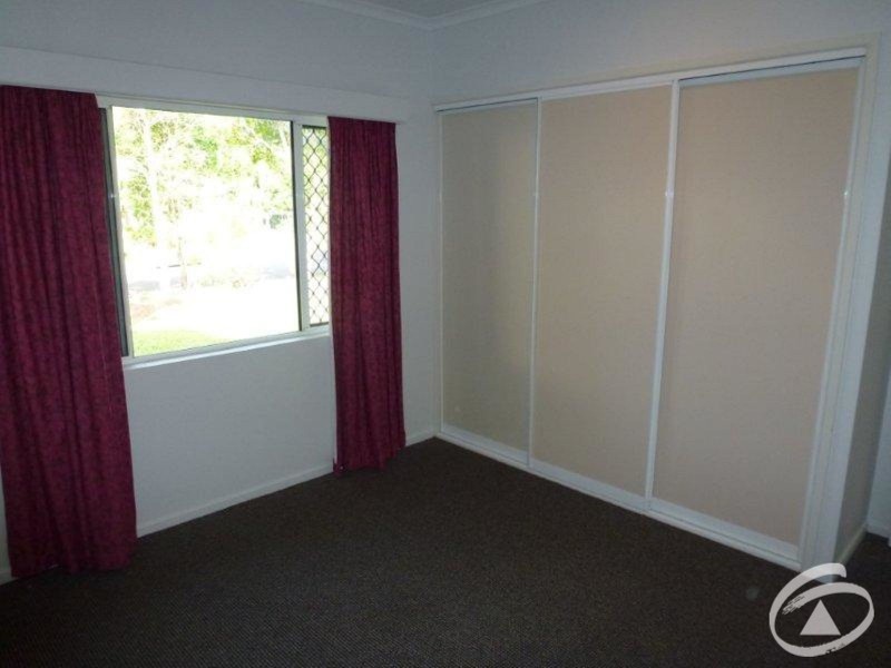 19 Satinash Close, Redlynch QLD 4870
