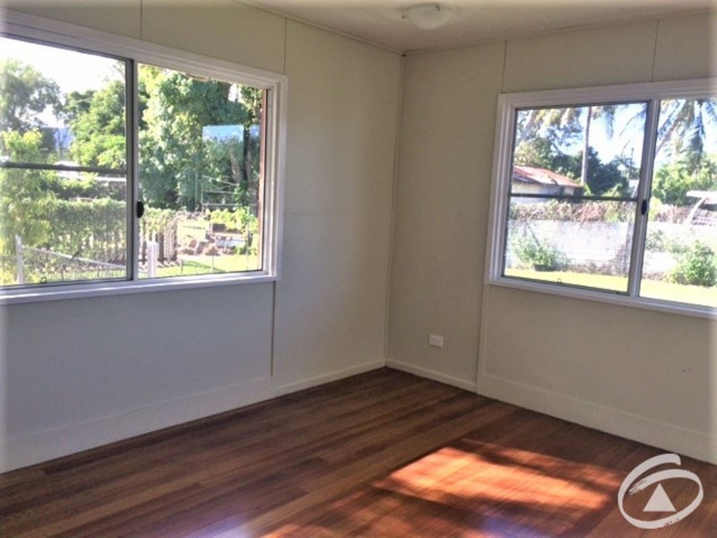 52 Dalton Street, Westcourt QLD 4870