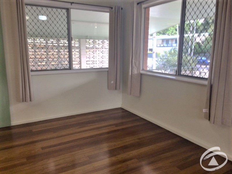 52 Dalton Street, Westcourt QLD 4870