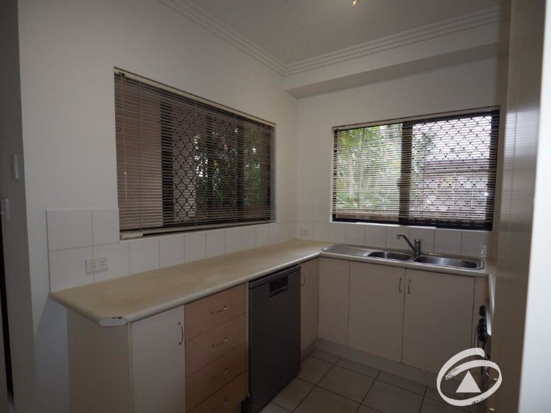 2/183 Martyn Street, Parramatta Park QLD 4870