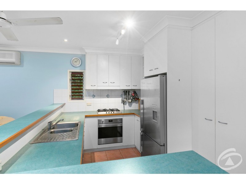 4 Koonya Close, Kewarra Beach QLD 4879