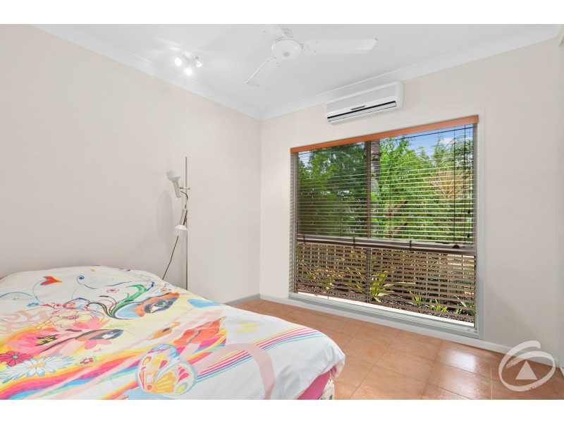 4 Koonya Close, Kewarra Beach QLD 4879