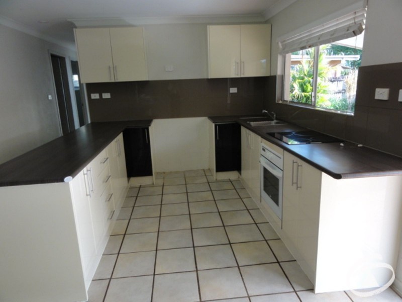 1 Jaye Street, Edge Hill QLD 4870