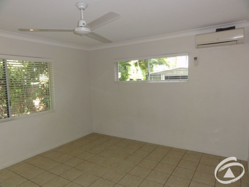 1 Jaye Street, Edge Hill QLD 4870