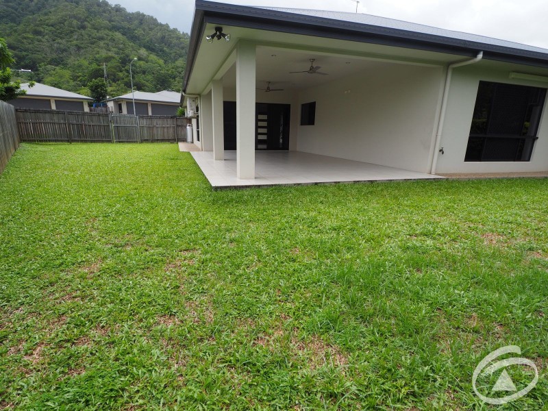 24 Rainbow Street, Kanimbla QLD 4870