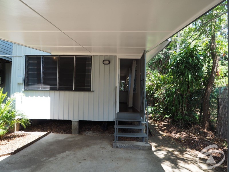 4/81 Digger Street, Cairns North QLD 4870