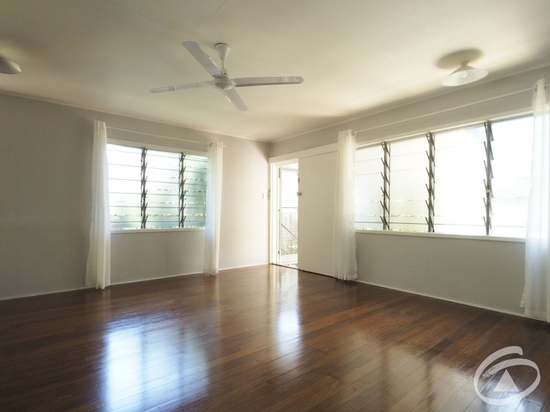 4/81 Digger Street, Cairns North QLD 4870