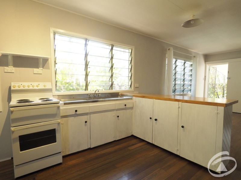 4/81 Digger Street, Cairns North QLD 4870