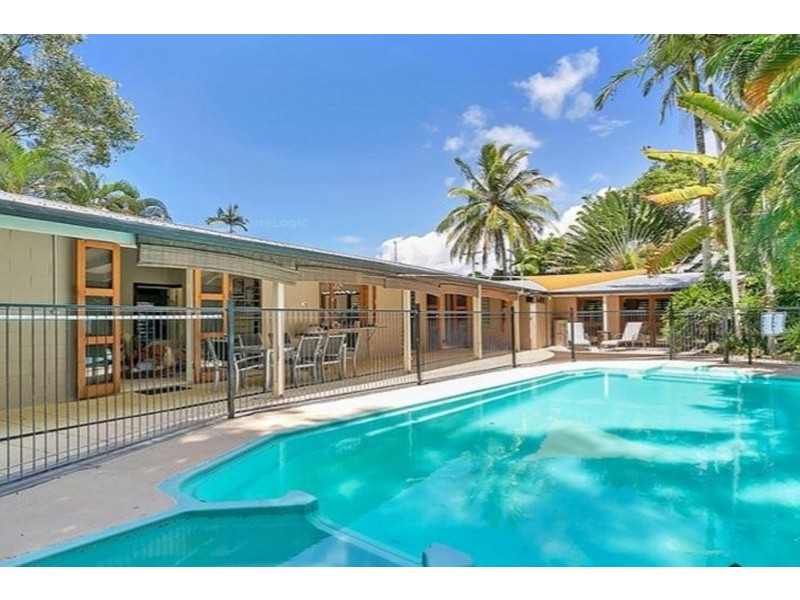 54 Terebra Street, Palm Cove QLD 4879