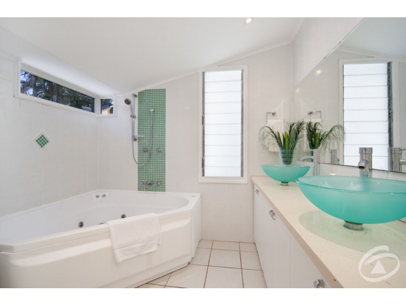 54 Terebra Street, Palm Cove QLD 4879