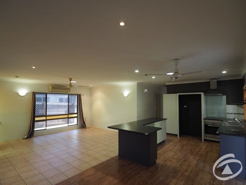 10 Ponticello Street, Whitfield QLD 4870