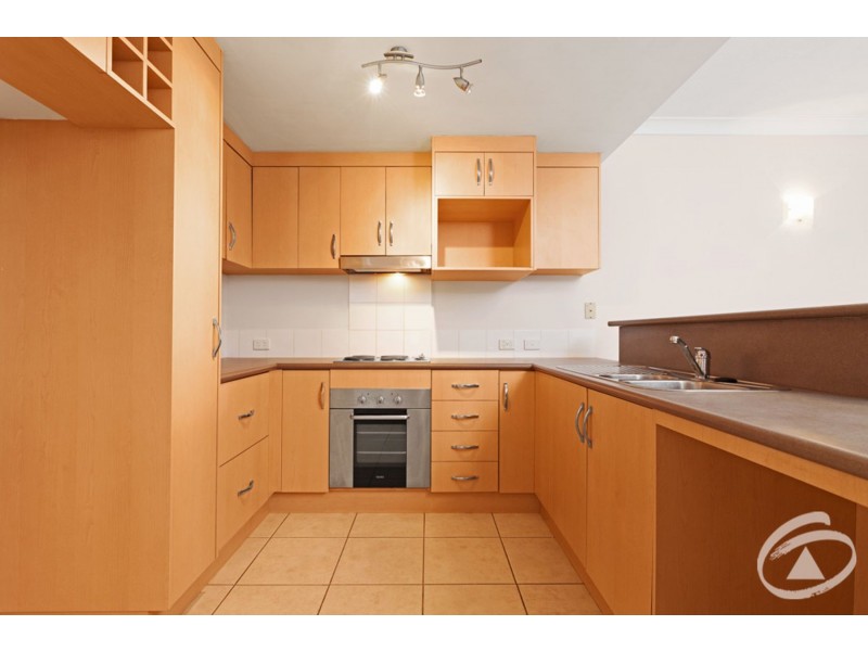 8/69 Grove Street, Parramatta Park QLD 4870