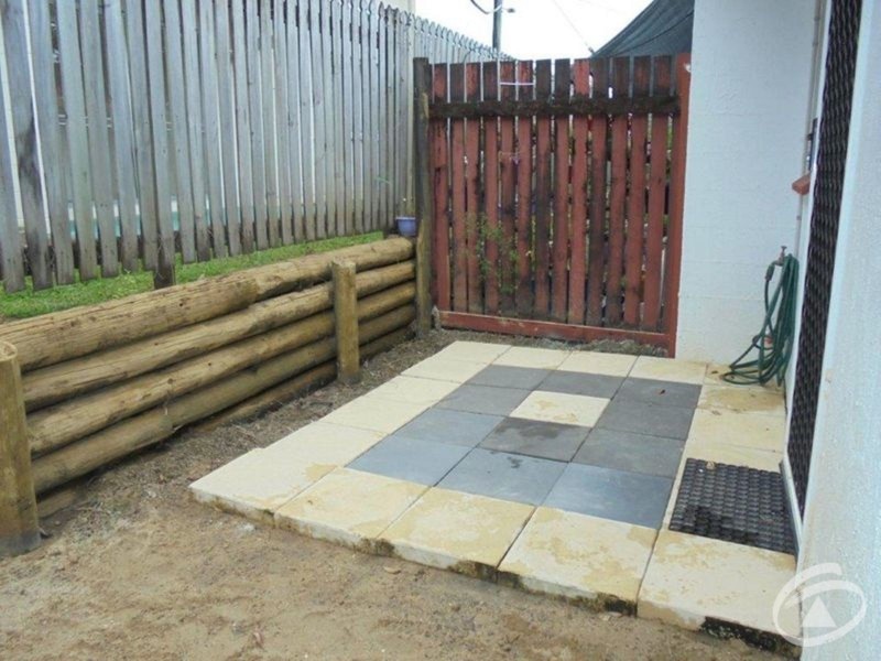 8/24 Girralong Street, Woree QLD 4868