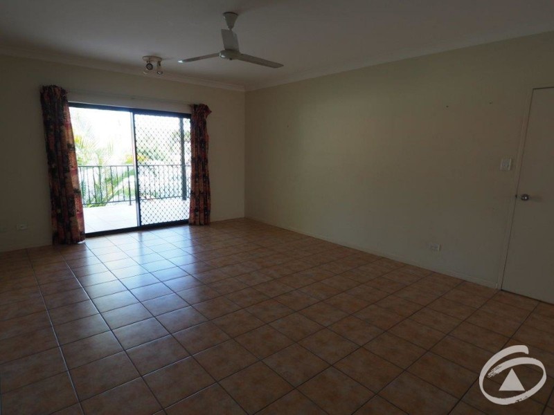 23/3-9 Stratford Parade, Stratford QLD 4870