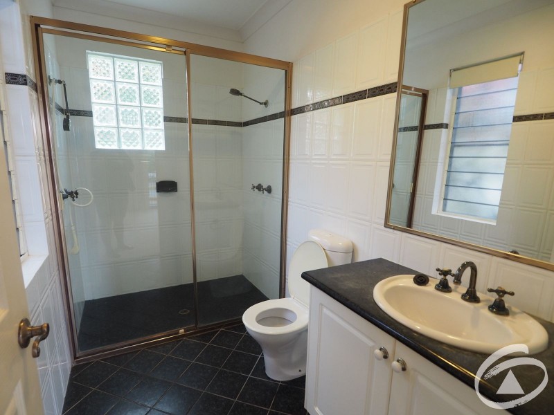 2 Greenock Way, Brinsmead QLD 4870