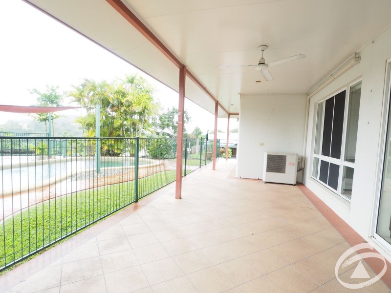 2 Greenock Way, Brinsmead QLD 4870
