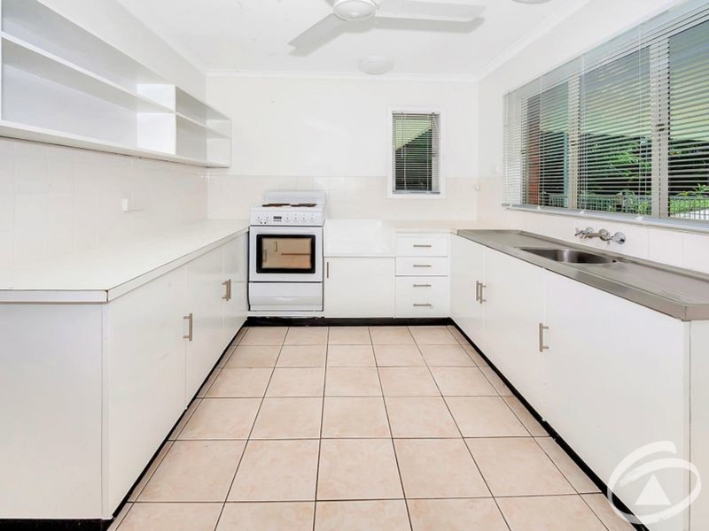 13 Ray Street, Yorkeys Knob QLD 4878