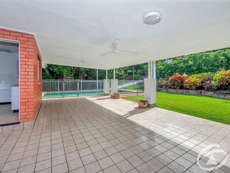 13 Ray Street, Yorkeys Knob QLD 4878