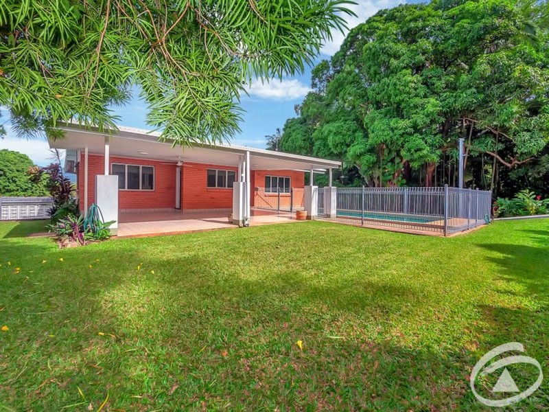 13 Ray Street, Yorkeys Knob QLD 4878