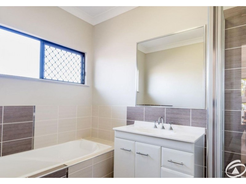3 Allanton Link, Trinity Park QLD 4879