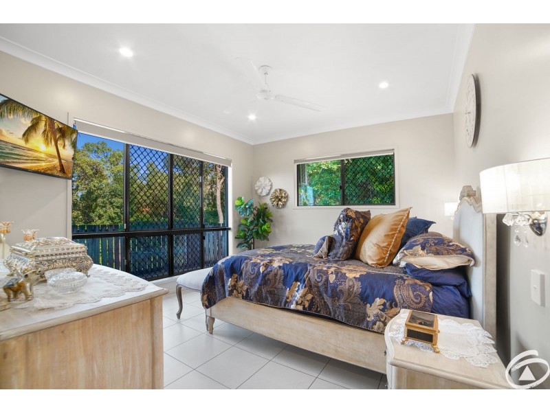 11 Gadaloff Close, Gordonvale QLD 4865