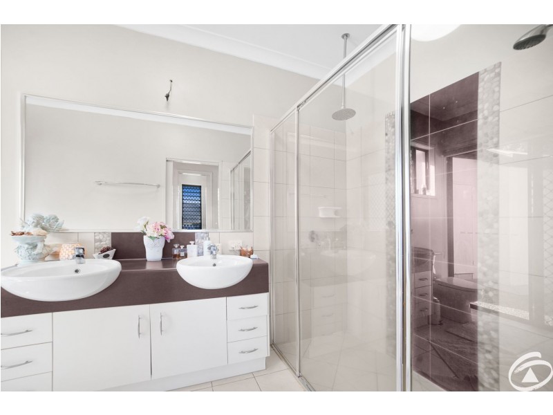 11 Gadaloff Close, Gordonvale QLD 4865