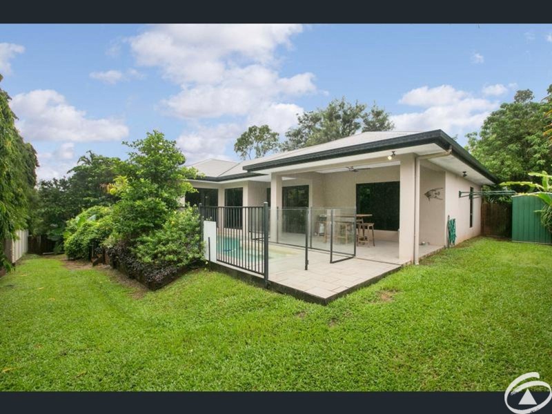 3 Ellie Banning Close, Redlynch QLD 4870