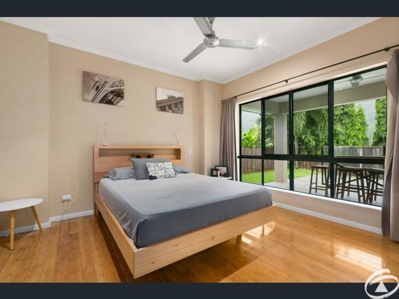 3 Ellie Banning Close, Redlynch QLD 4870