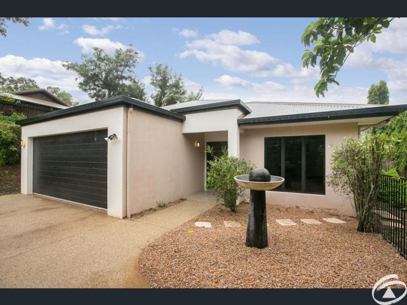 3 Ellie Banning Close, Redlynch QLD 4870