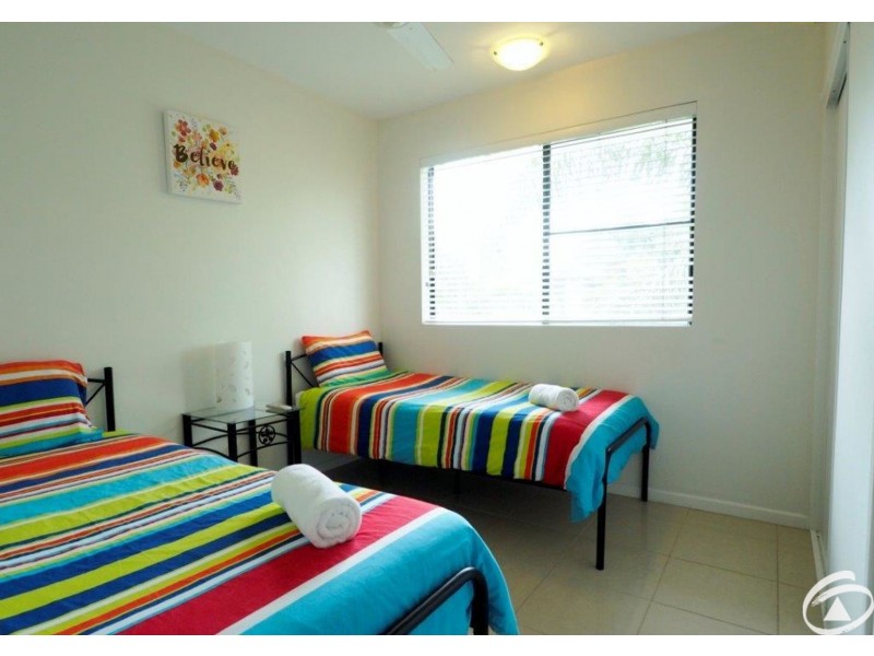 6/349-351 Lake Street, Cairns North QLD 4870