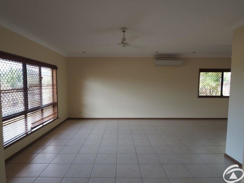 23 Larsen Road, Redlynch QLD 4870