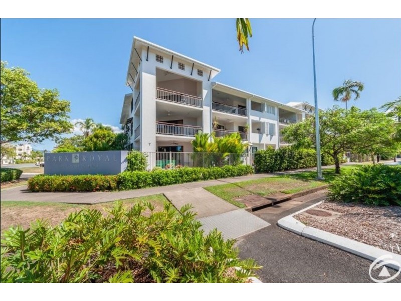 10/349-351 Lake Street, Cairns North QLD 4870