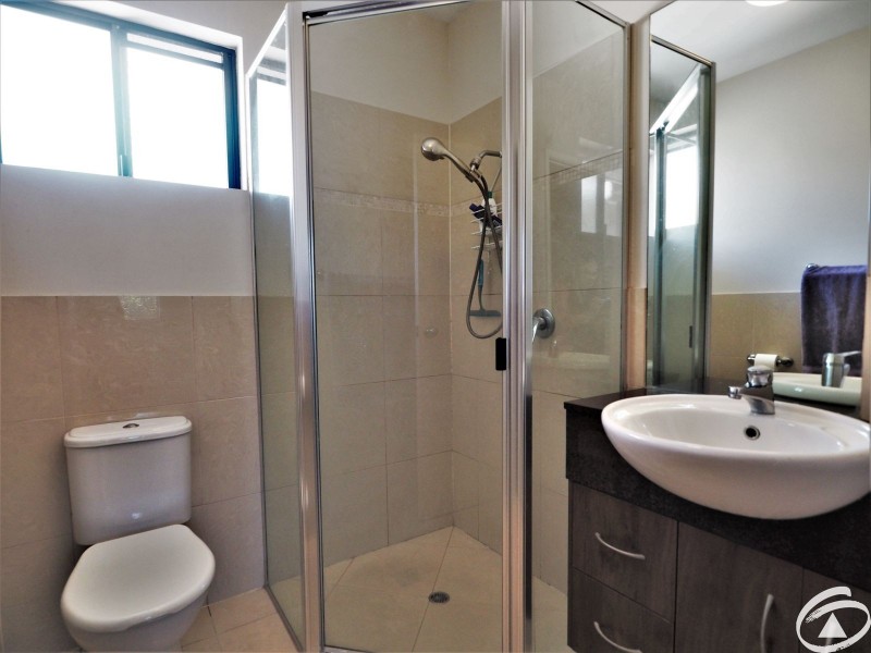 10/349-351 Lake Street, Cairns North QLD 4870