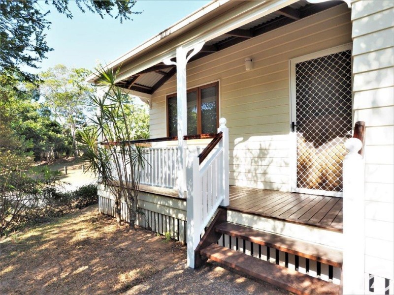 14 Sherwood Close, Brinsmead QLD 4870