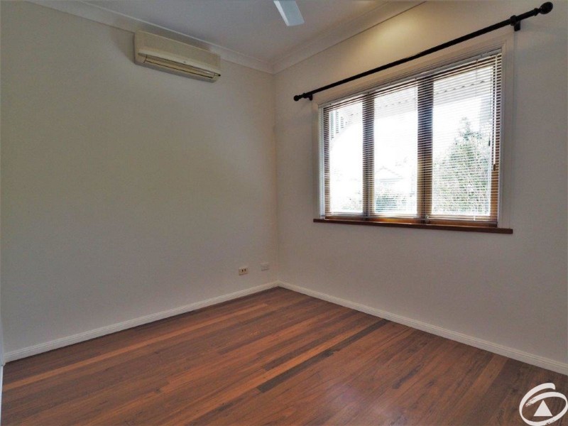 14 Sherwood Close, Brinsmead QLD 4870