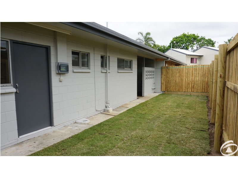 2/1-3 Anderson Street, Manunda QLD 4870