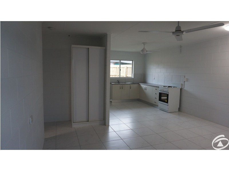 2/1-3 Anderson Street, Manunda QLD 4870