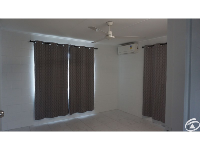 2/1-3 Anderson Street, Manunda QLD 4870