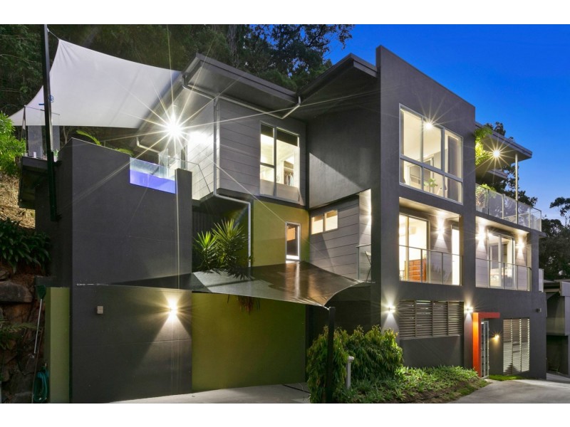 27/9 Savaii Close, Palm Cove QLD 4879