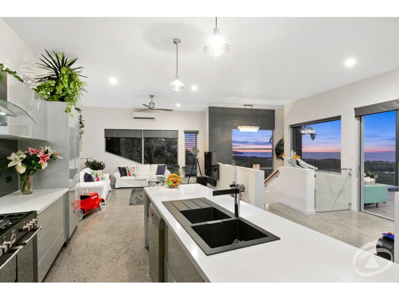 27/9 Savaii Close, Palm Cove QLD 4879
