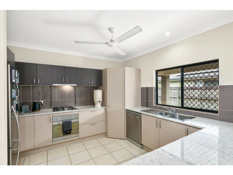 5 Liontown Way, Trinity Park QLD 4879