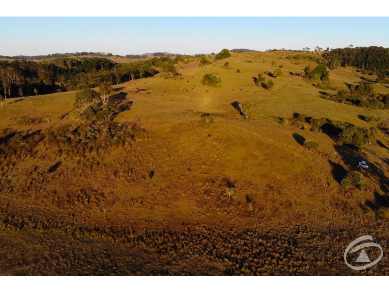 380 Powley Road, Barrine QLD 4872