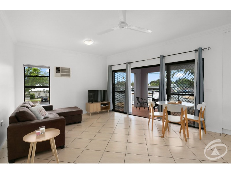 2/437 Draper Street, Parramatta Park QLD 4870