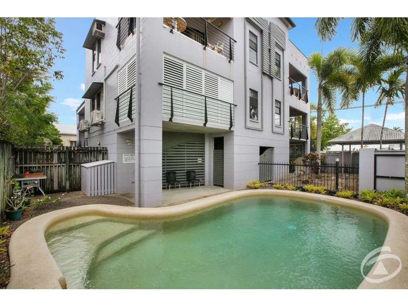 2/437 Draper Street, Parramatta Park QLD 4870