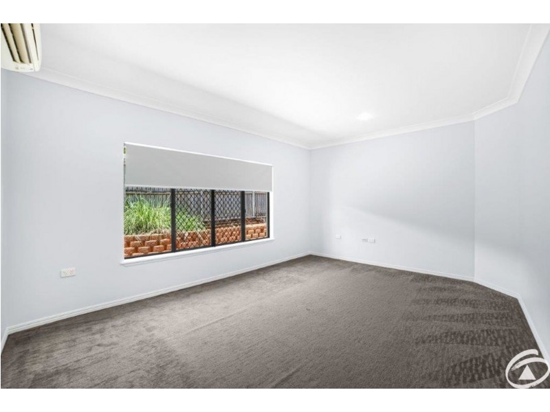 7 Tradewinds Close, Redlynch QLD 4870