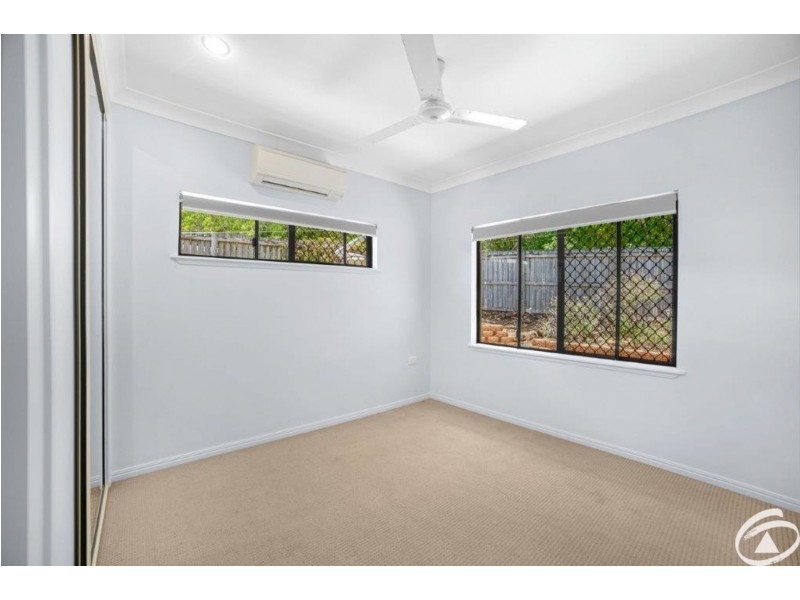 7 Tradewinds Close, Redlynch QLD 4870