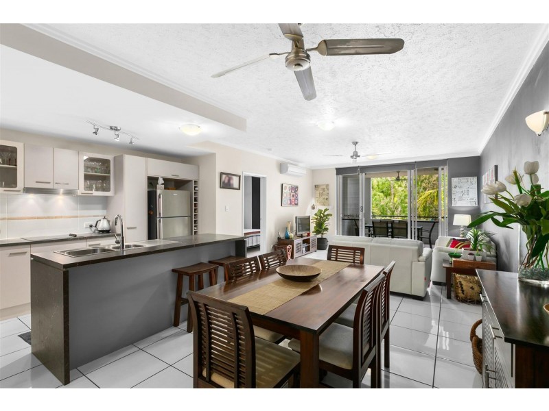 7/9-15 McLean Street, Cairns North QLD 4870