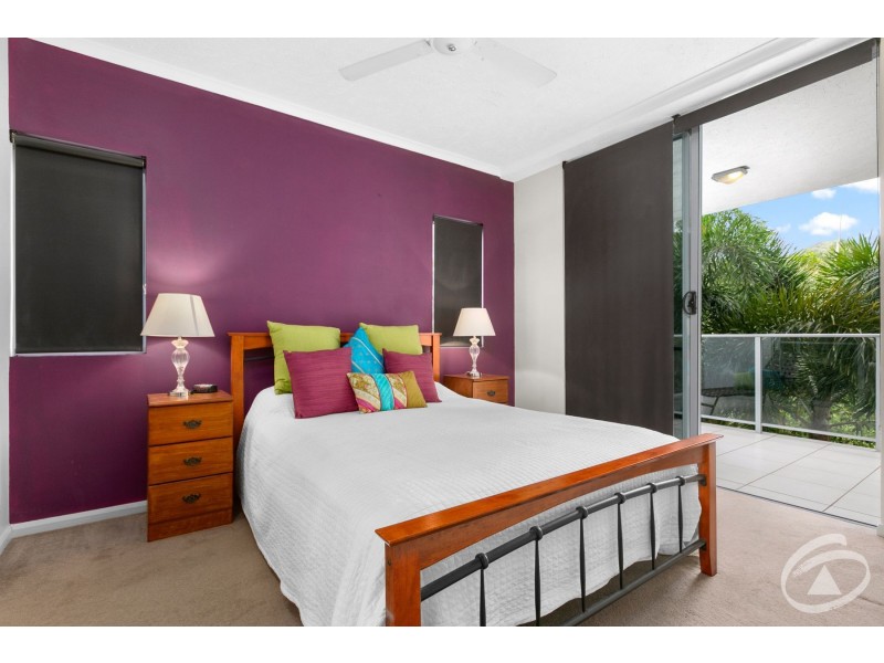 7/9-15 McLean Street, Cairns North QLD 4870