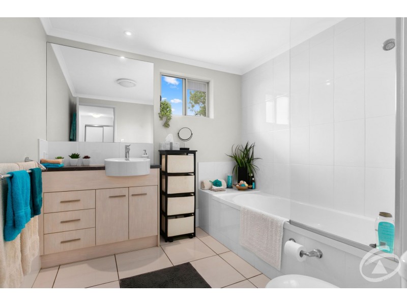 7/9-15 McLean Street, Cairns North QLD 4870